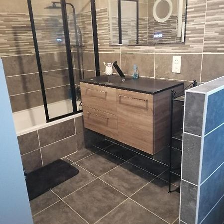 Maison Lydie Et Manu Hotel Турнон-сюр-Рон Екстериор снимка
