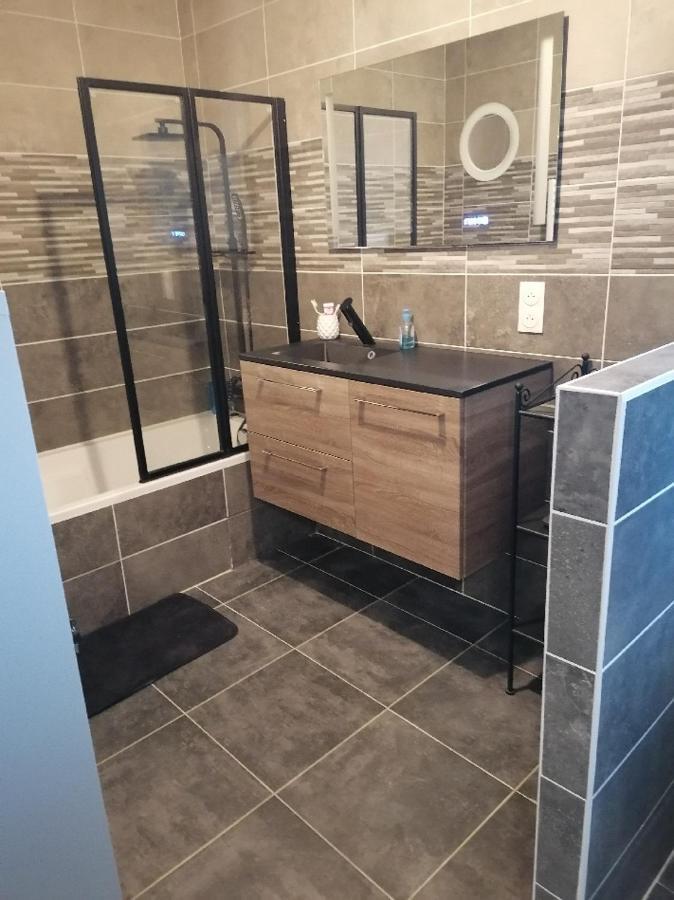 Maison Lydie Et Manu Hotel Турнон-сюр-Рон Екстериор снимка